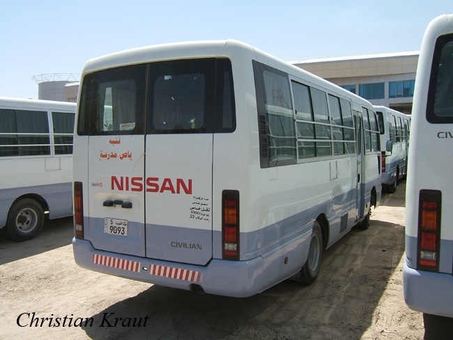 Nissan%20Civilian_KWT_5%204622_08-06-27_b.jpg